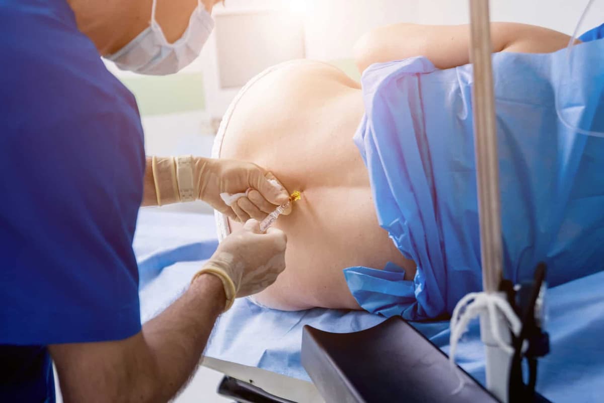 Back Vertebrae Injections Therapy